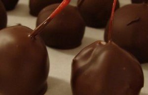 cannabis-dipped-cherries cannabis dipped cherries