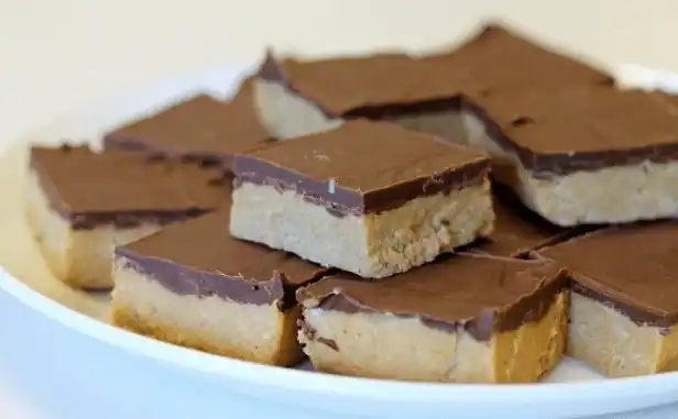 Peanut Butter Bud Bars
